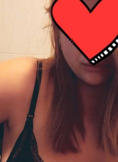 עיסוי מפנק בראש העין