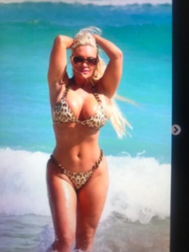 ישראלית בתמונה אמתית ישראלית בתמונה אמתית